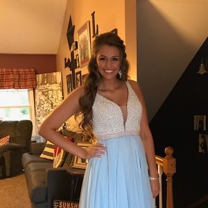 SHERRI HILL Prom dress size 8